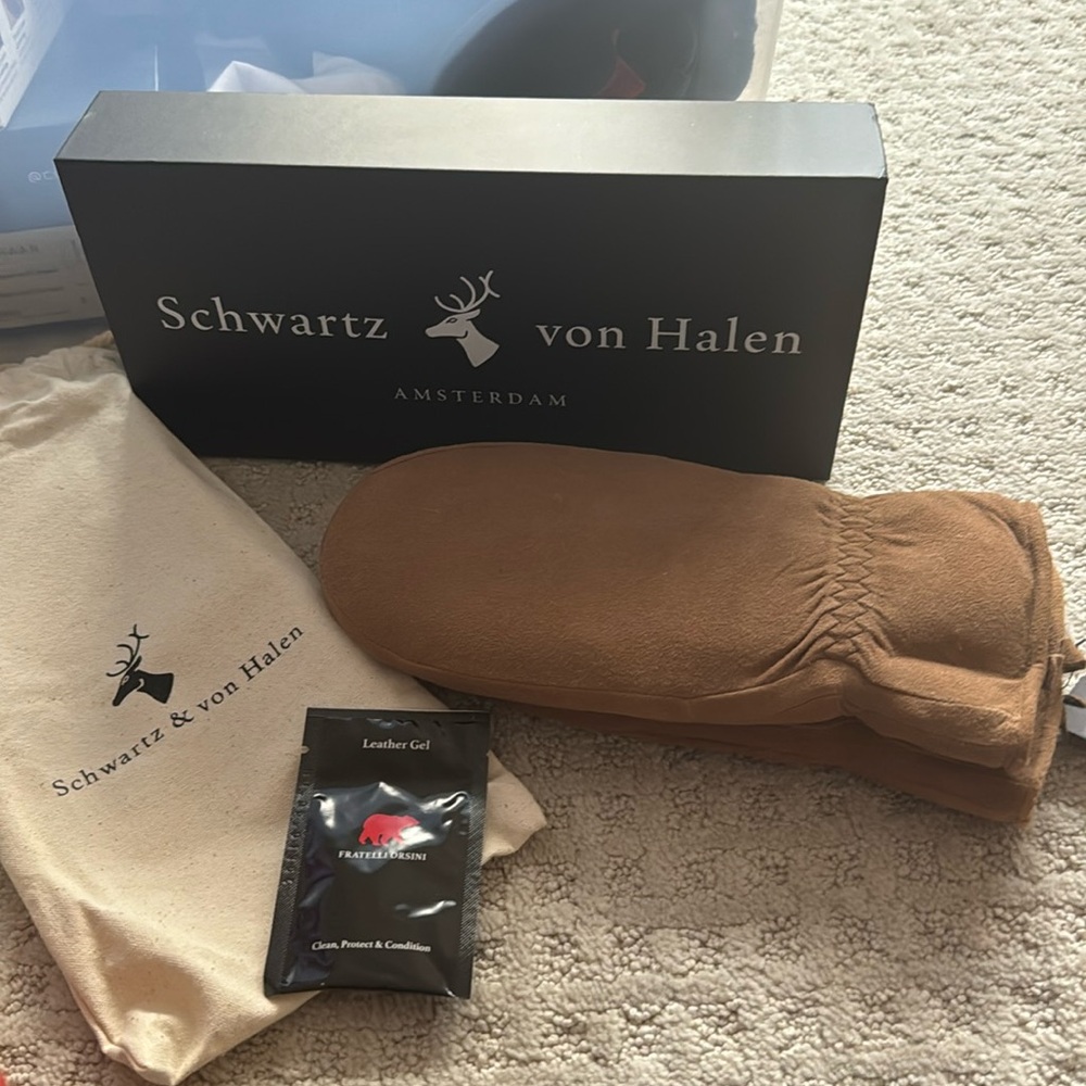 Schwartz & von Halen Hailey Mittens - Medium
